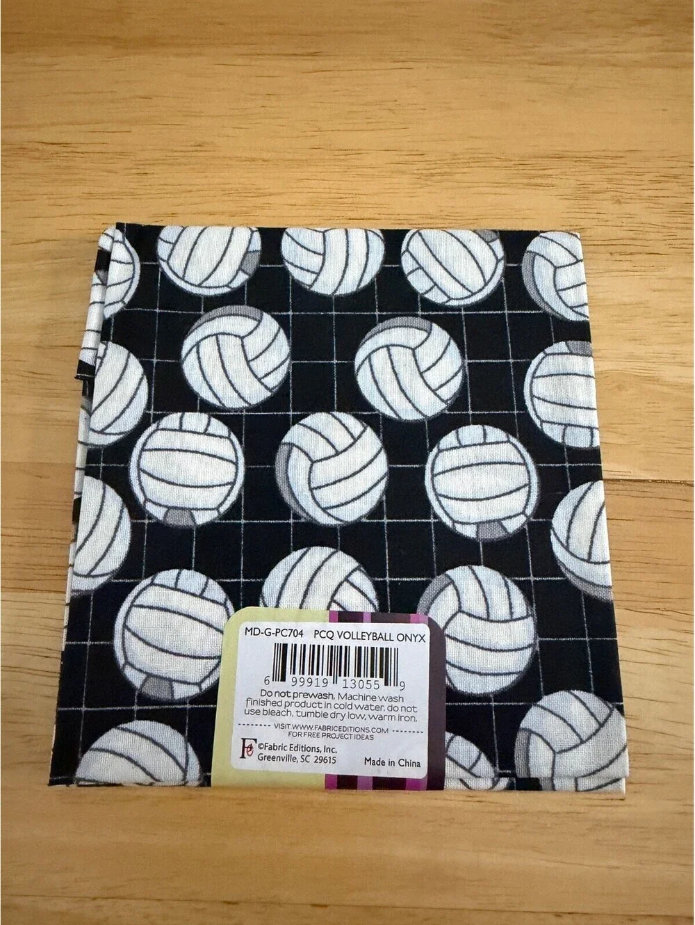 Fabric Editions Volleyball Fat Quarter 18in x 21in Fabric